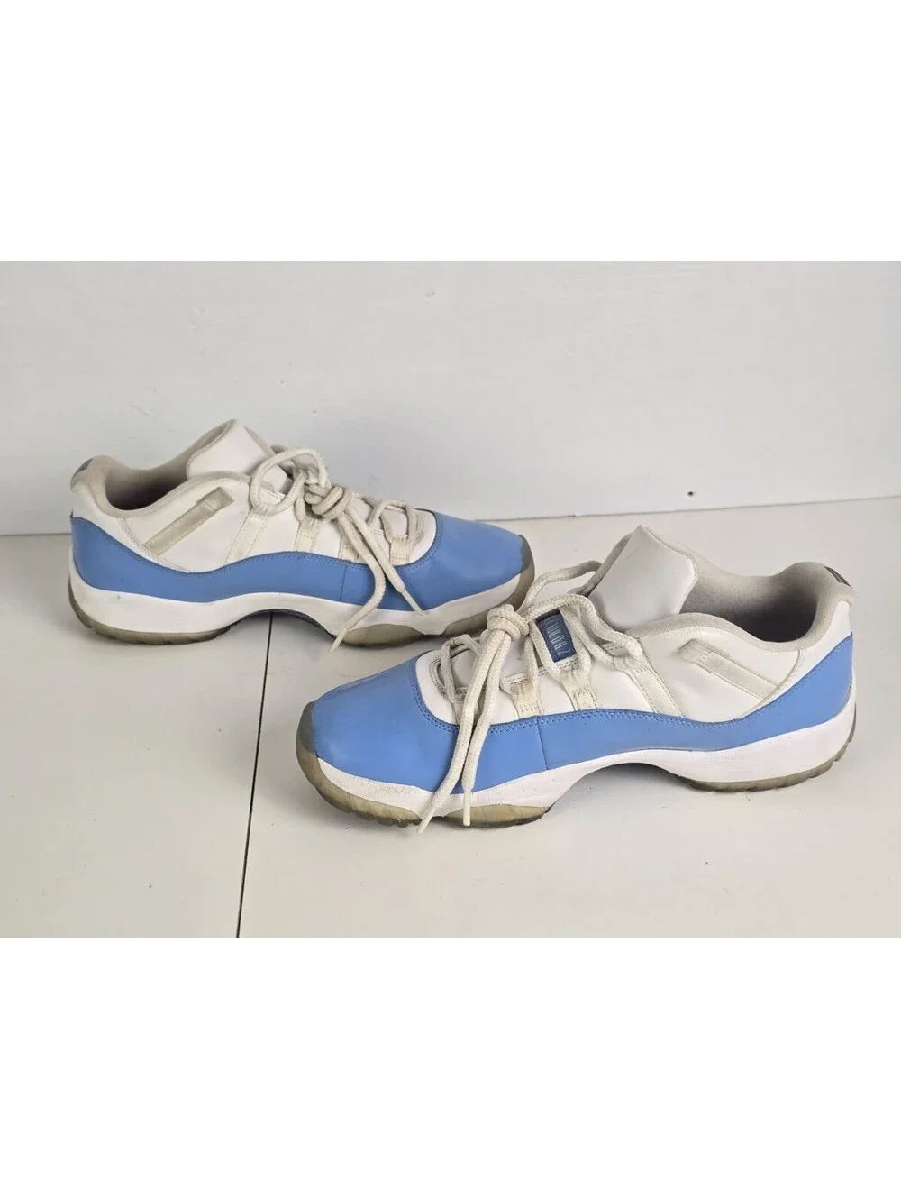 Air Jordan 11 Low University Blue White Men's Basketball Shoes Size 10.5 Used